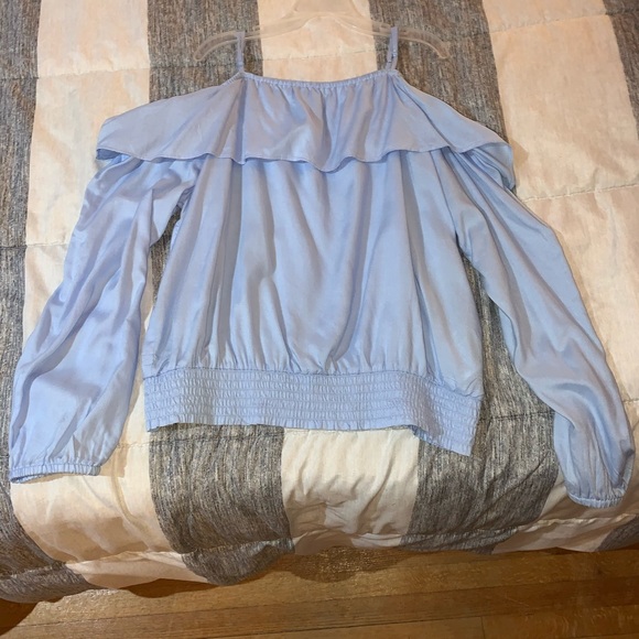 Light blueish/purplish cropped shirt - Picture 2 of 3